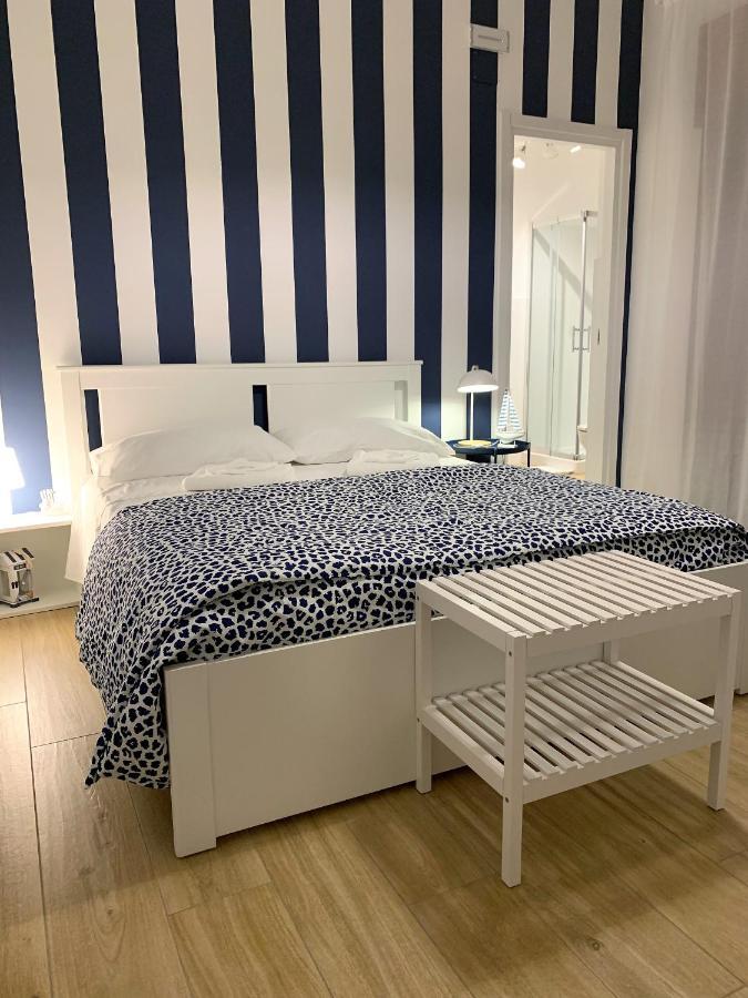 Bedroom Spiaggia Di Ponente Милаццо Экстерьер фото